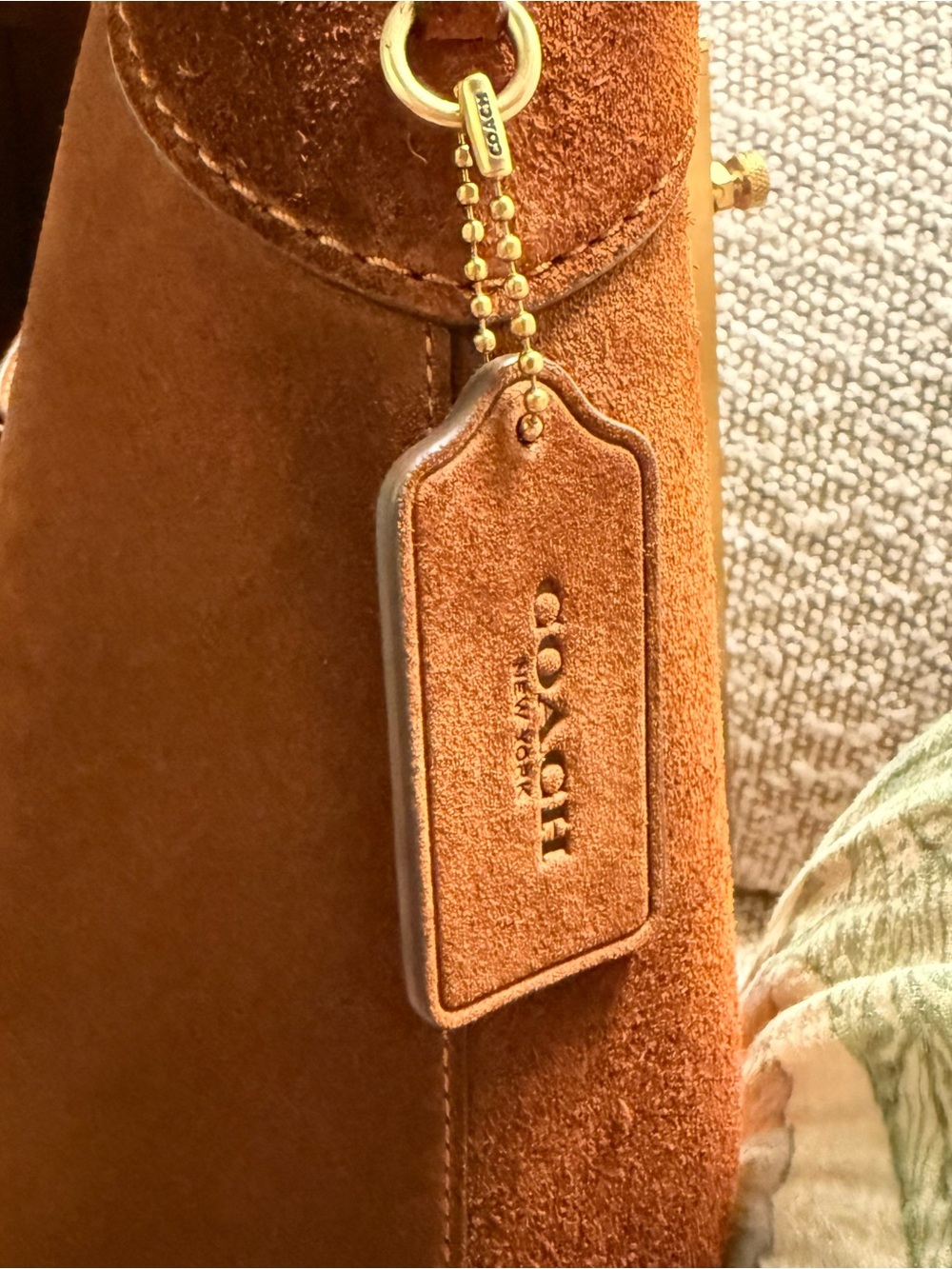 Coach Brooklyn Shoulder Bag 39 Brown Suede Brass Hardware - Picture 4 of 16